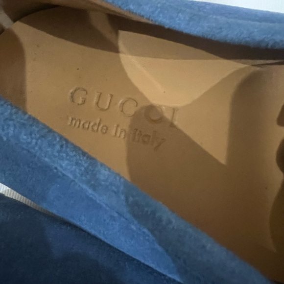 Authentic Gucci Drivers shoe in Excellent condition. Size 9 - Picture 4 of 11